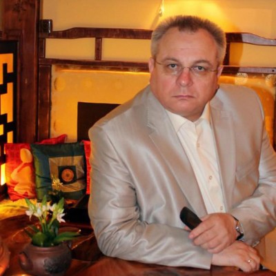 Виктор Ушаков