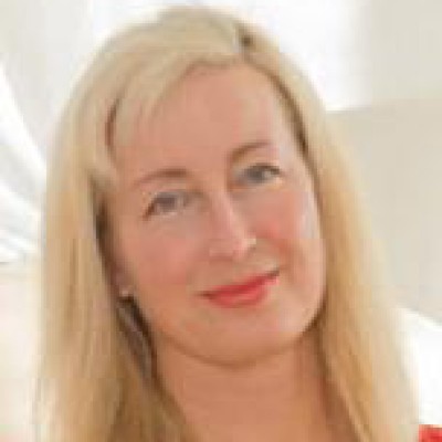 Елена Манакова